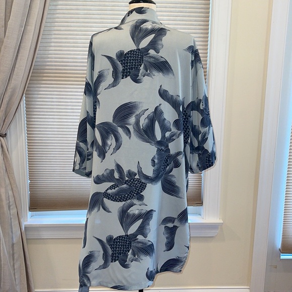 Moss Copenhagen Belted Saigon Koi Kimono - Picture 4 of 8